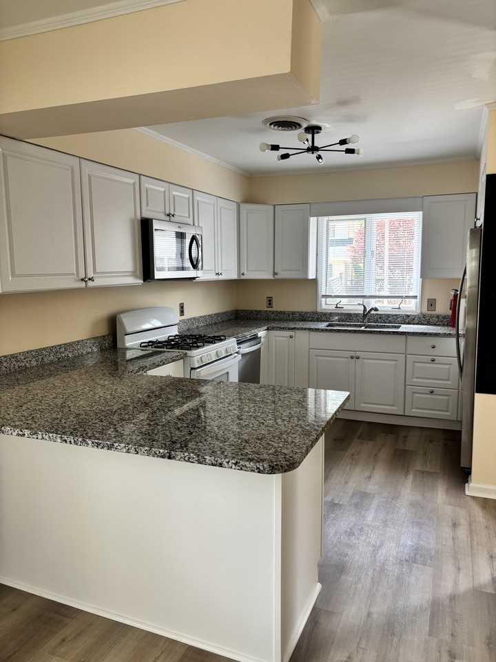 181 N Britton Creek Ct - Photo 2 of 13