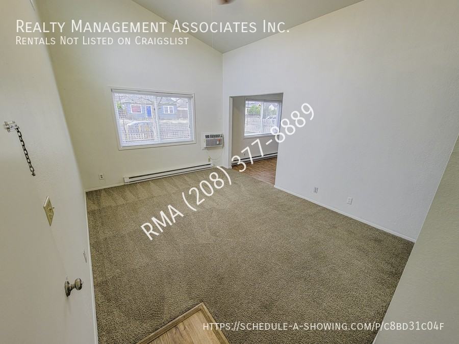 1412 S Euclid Ave - Photo 2 of 13