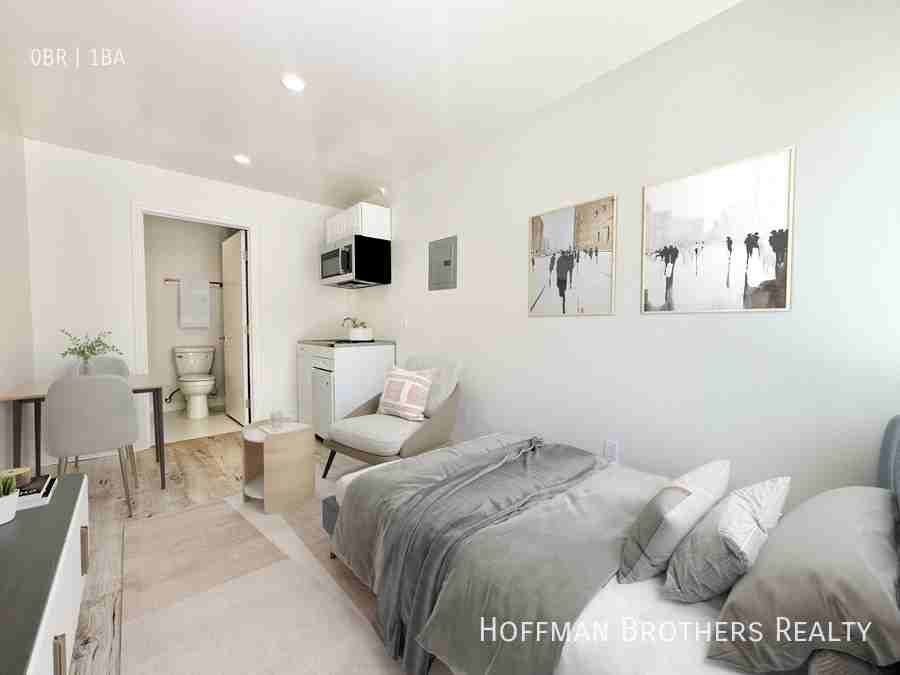 11955 Rochester Ave - Photo 4 of 7