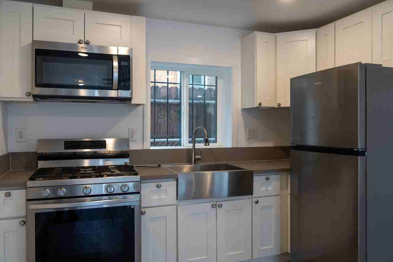 1210 E 68th St - Photo 4 of 13