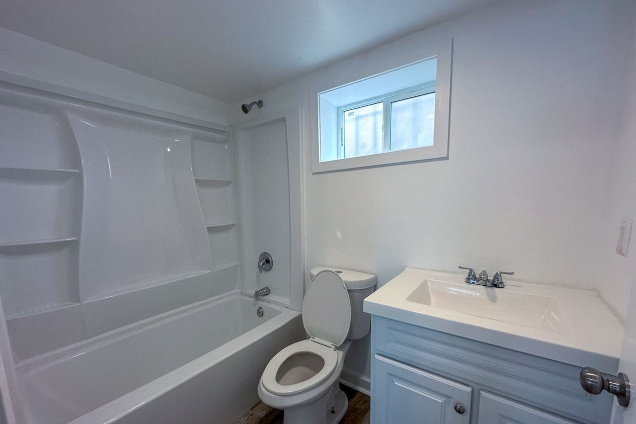 1210 E 68th St - Photo 6 of 13