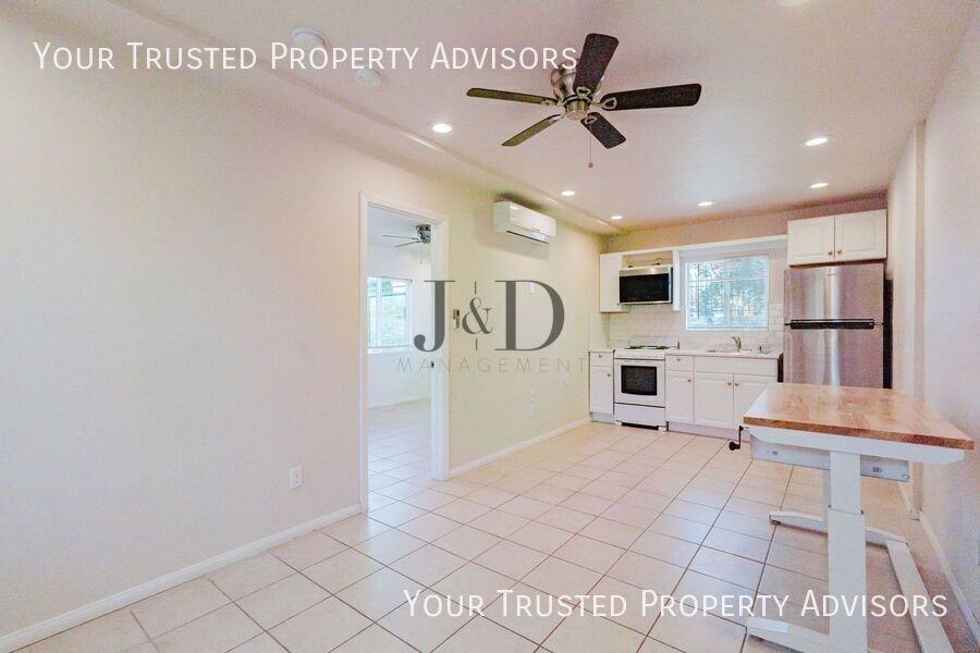 3080 Webster Ave - Photo 2 of 18