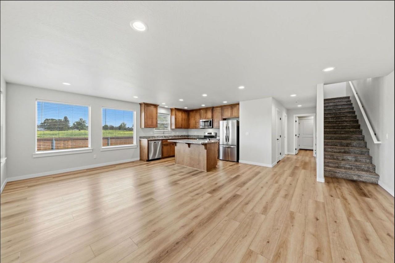 4762 Gebhard Rd - Photo 7 of 14