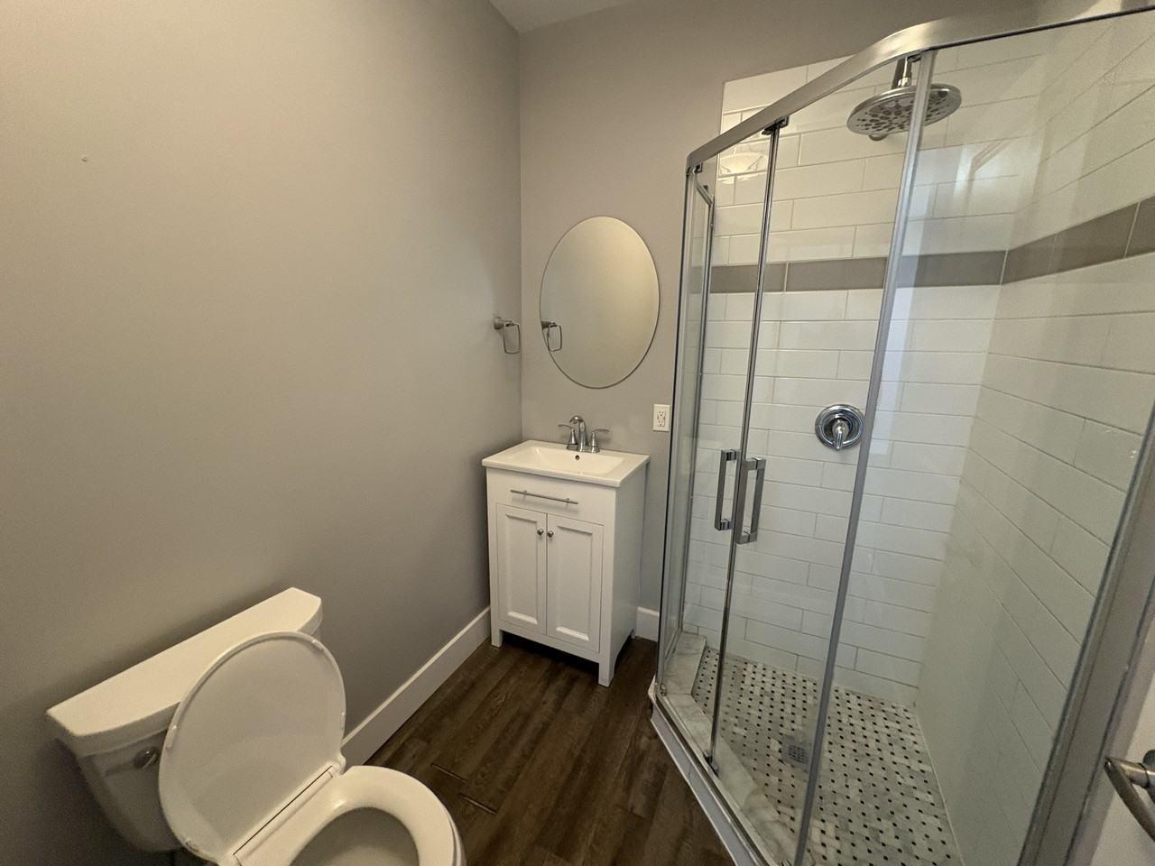 1143 Main St E #2 - Photo 4 of 6