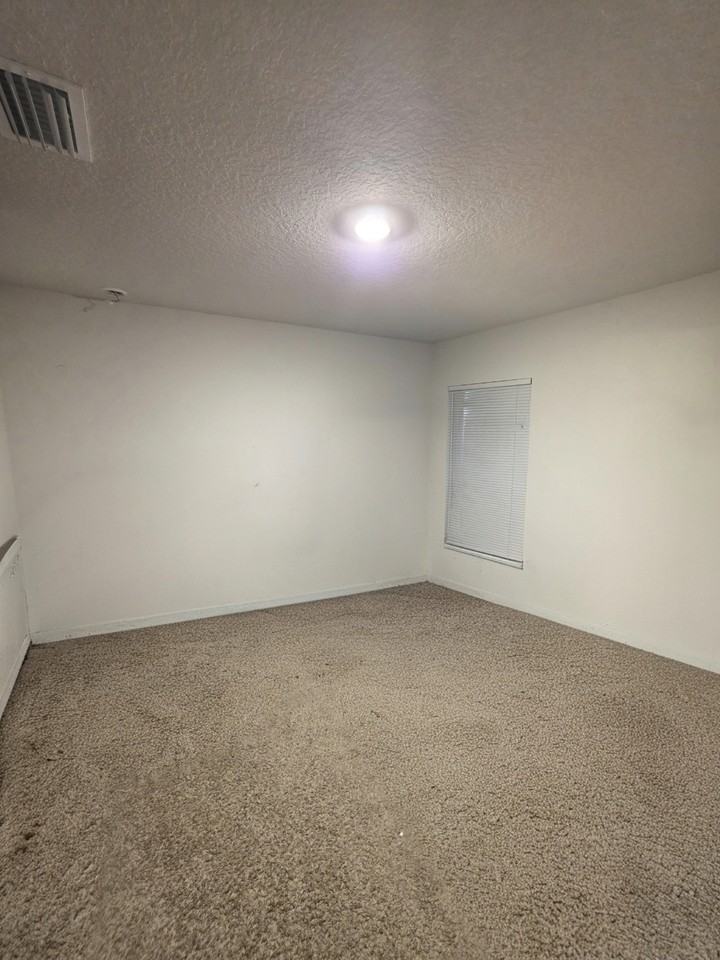 1107 Dorchester Rd Nw #NA - Photo 7 of 15