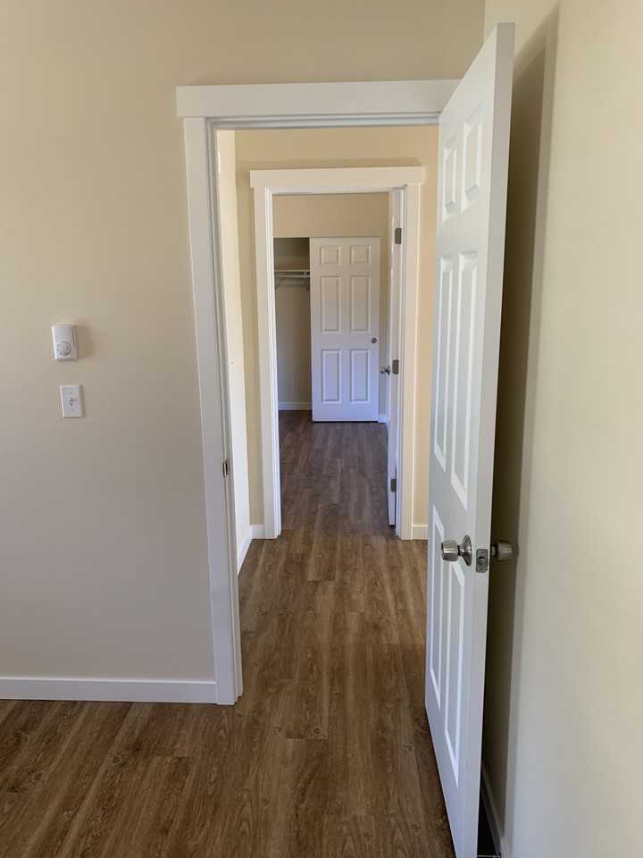 1320 19th St #1320 - Photo 2 of 6