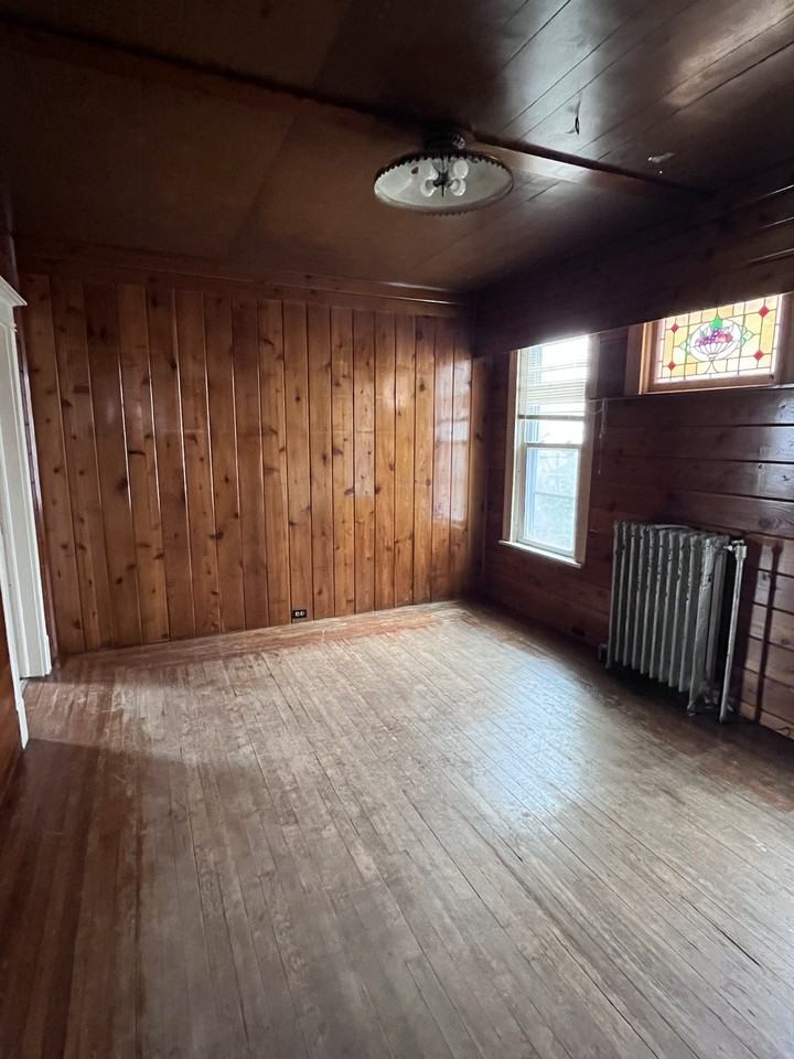 1231 Parkwood Blvd #1231 - Photo 5 of 9