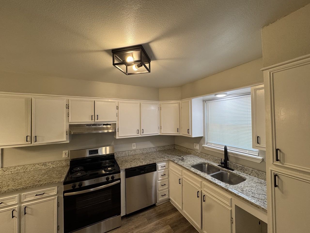 7711 Woodhaven Dr #NA - Photo 6 of 16