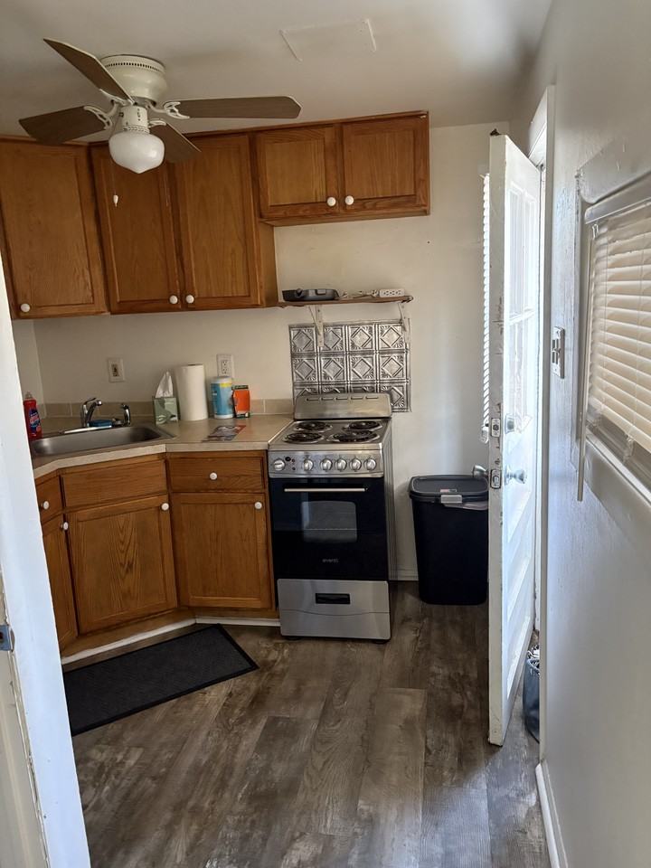 109 E Baker St #109 - Photo 4 of 12