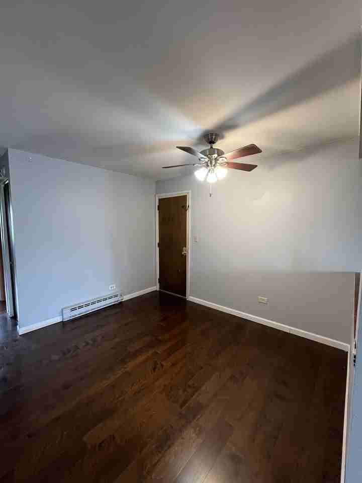 531 W Lies Rd #1 - Photo 5 of 6