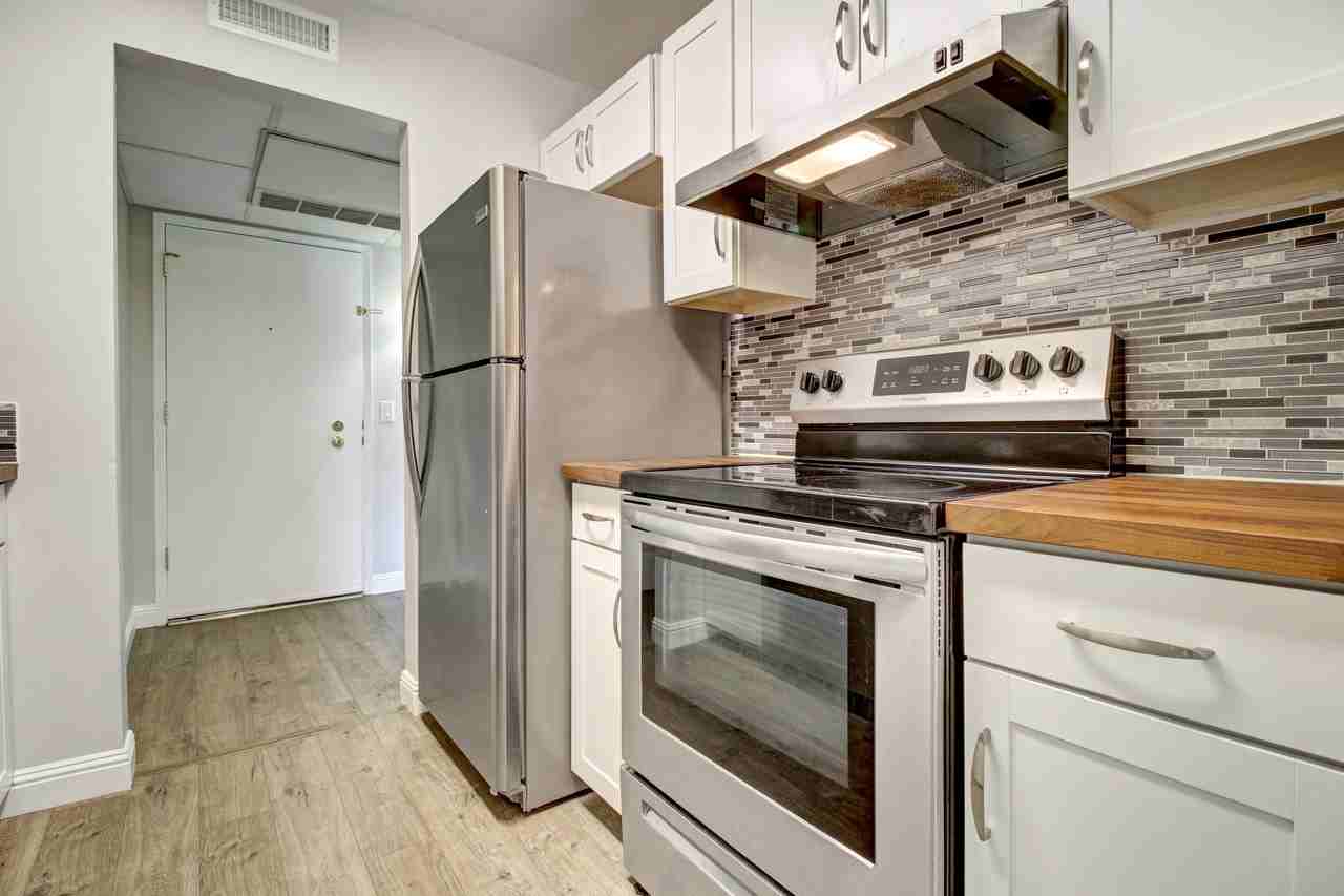 480 N Civic Dr #208 - Photo 7 of 15