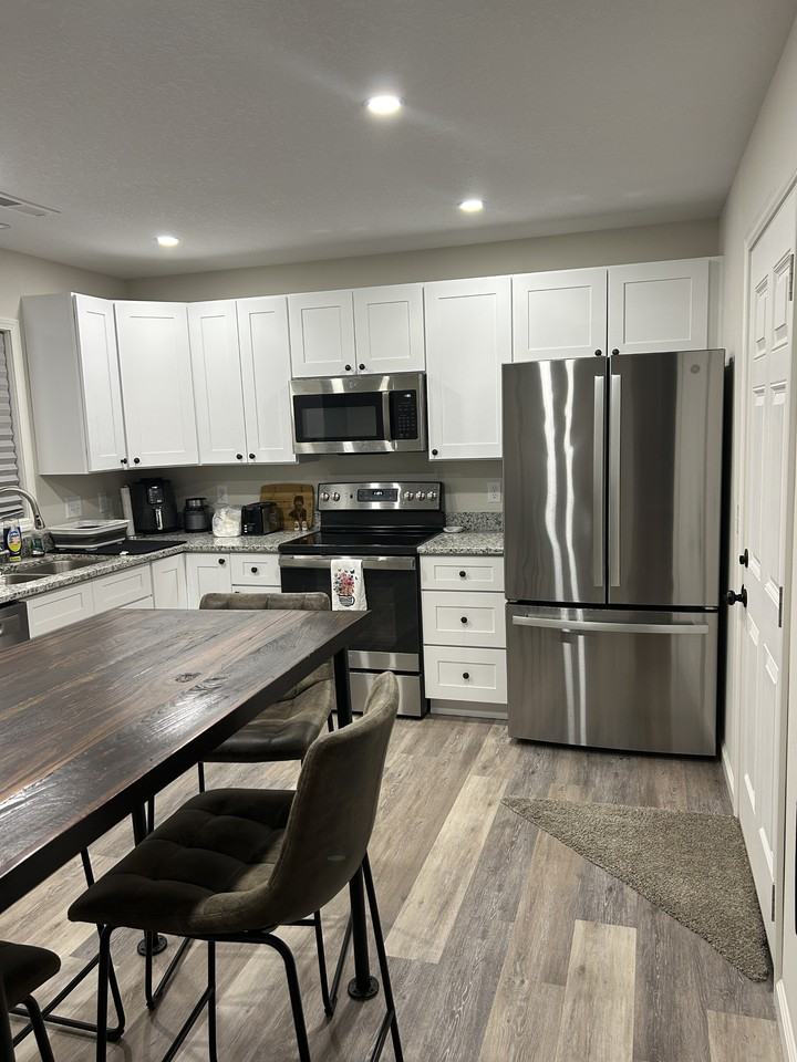 1611 Irene Dr #21 - Photo 2 of 21