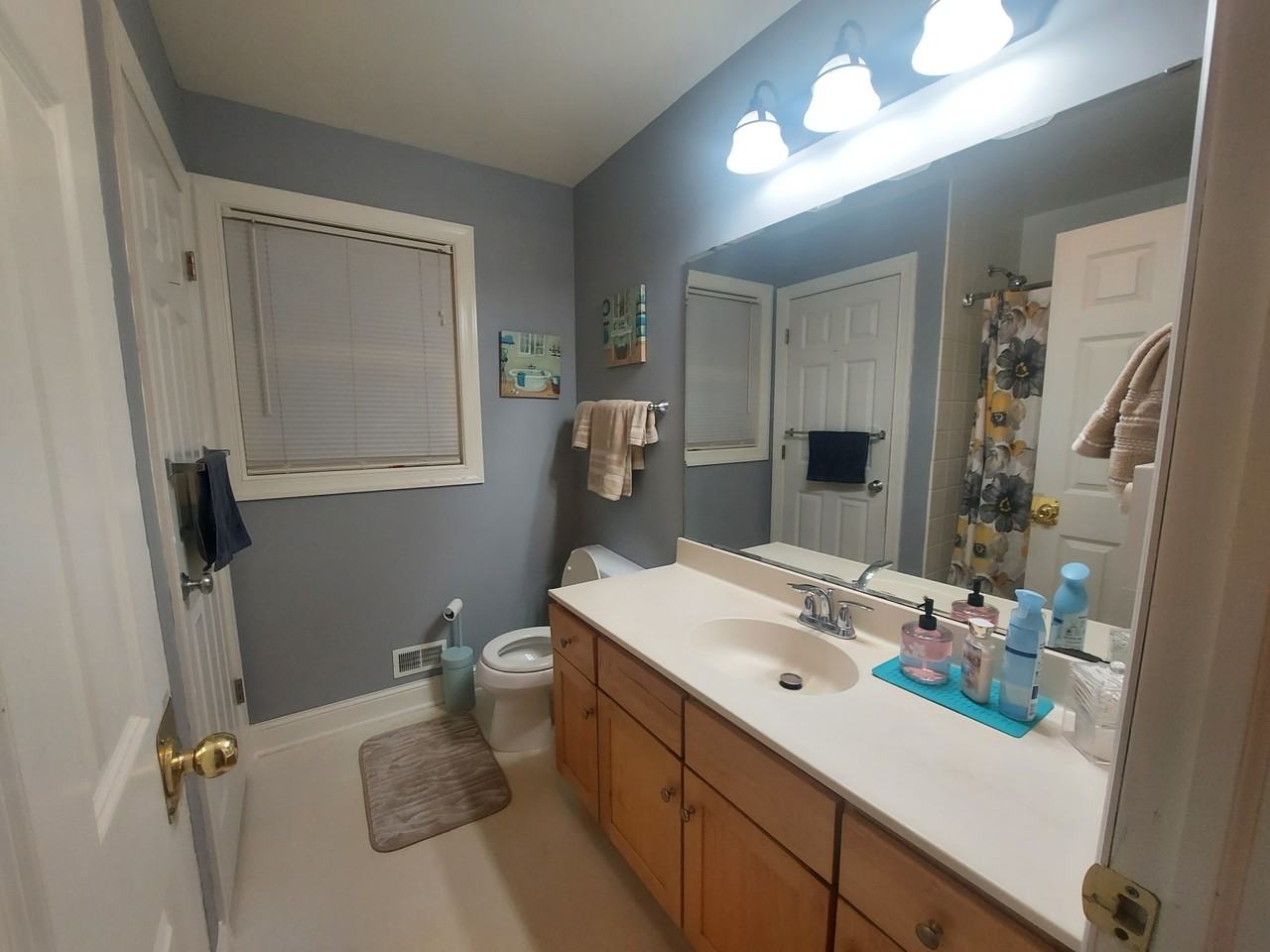 582 State St #NA - Photo 3 of 32