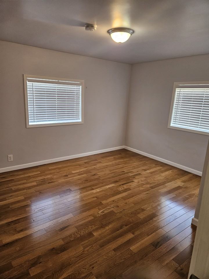 10 Ring St #9 - Photo 2 of 15