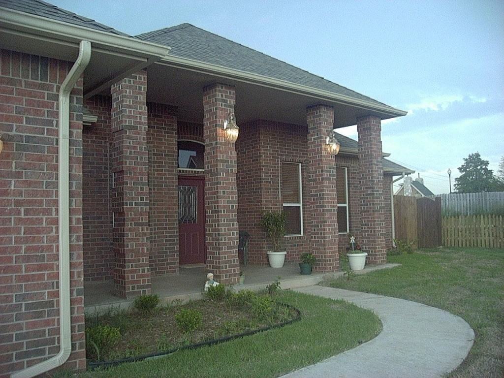 15904 Heather Ct #NA - Photo 2 of 11