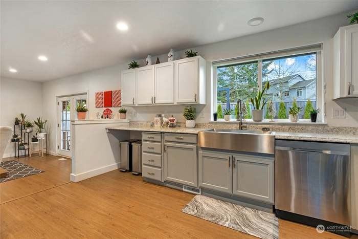 3505 116th St Se #NA - Photo 2 of 11