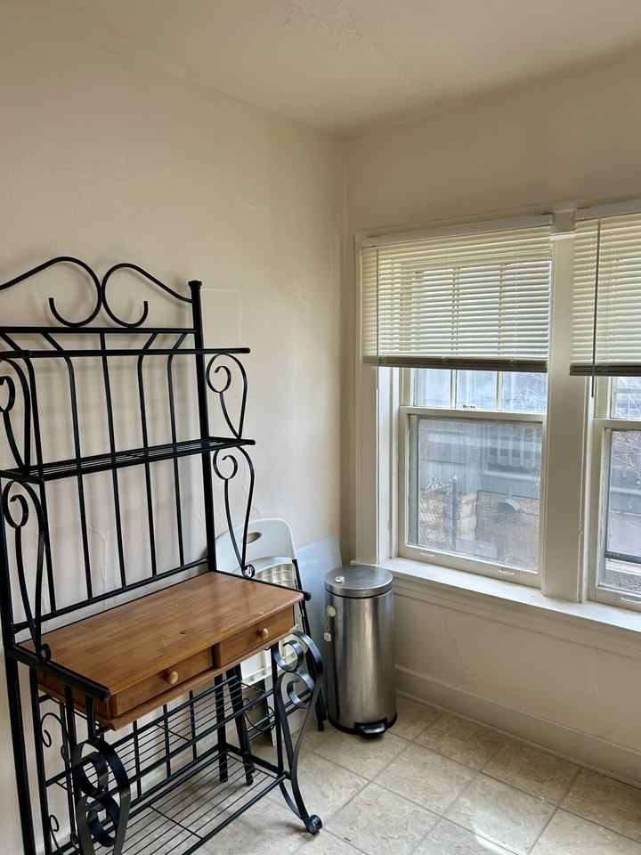 53 W 15th St #2 - Photo 5 of 7