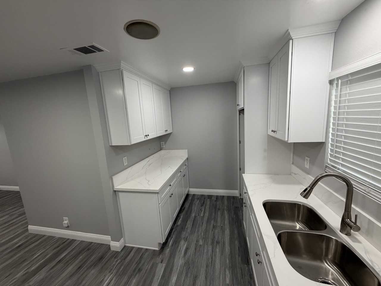 1854 Napoleon Ave #NA - Photo 2 of 18