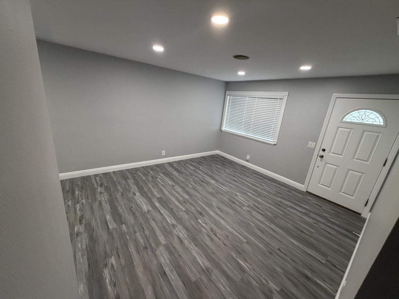 1854 Napoleon Ave #NA - Photo 4 of 18