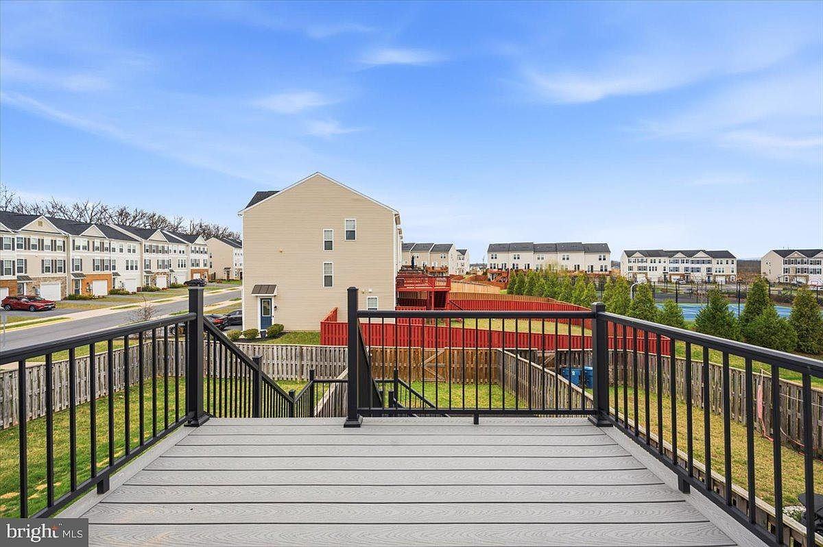 112 Keller Ct #1 - Photo 2 of 22