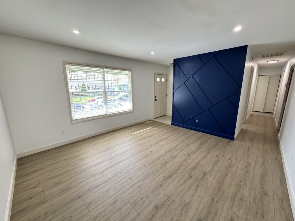 2431 Tesh Dr - Photo 2 of 11