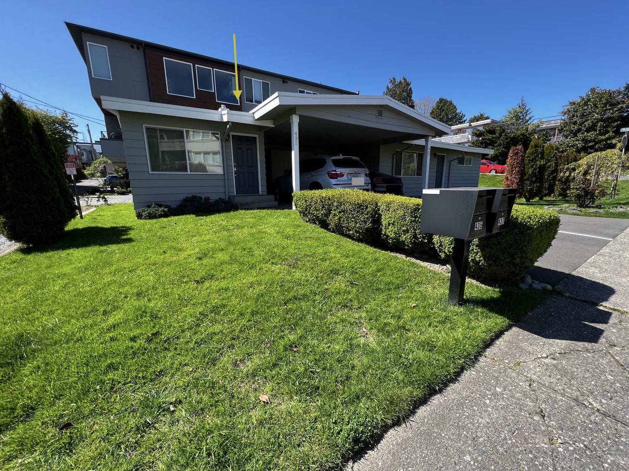 435 3rd St #435 - Photo 2 of 17