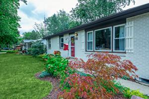 featured image of 710 Clemens Ave