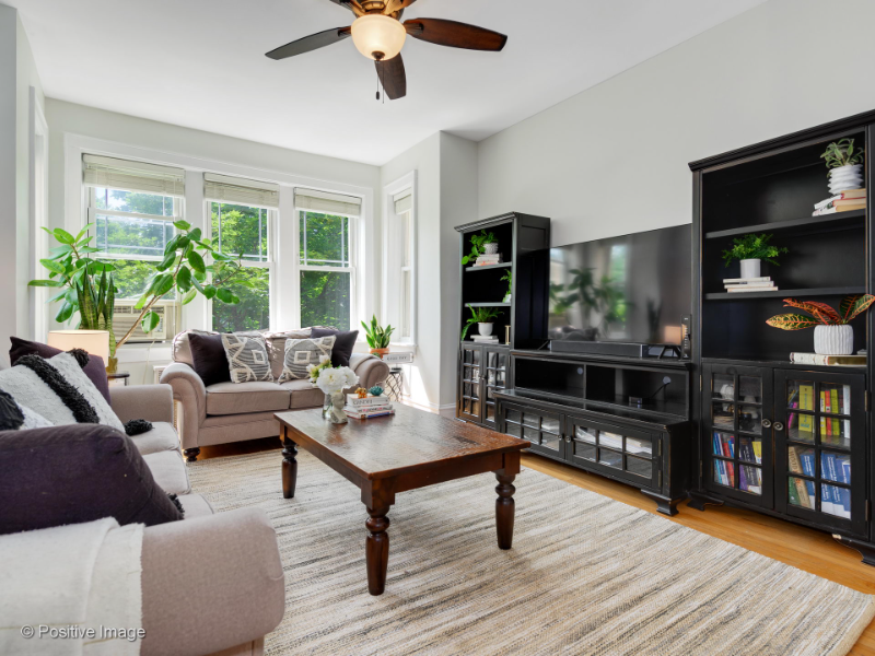 2501 N Washtenaw Ave #2 - Photo 4 of 20