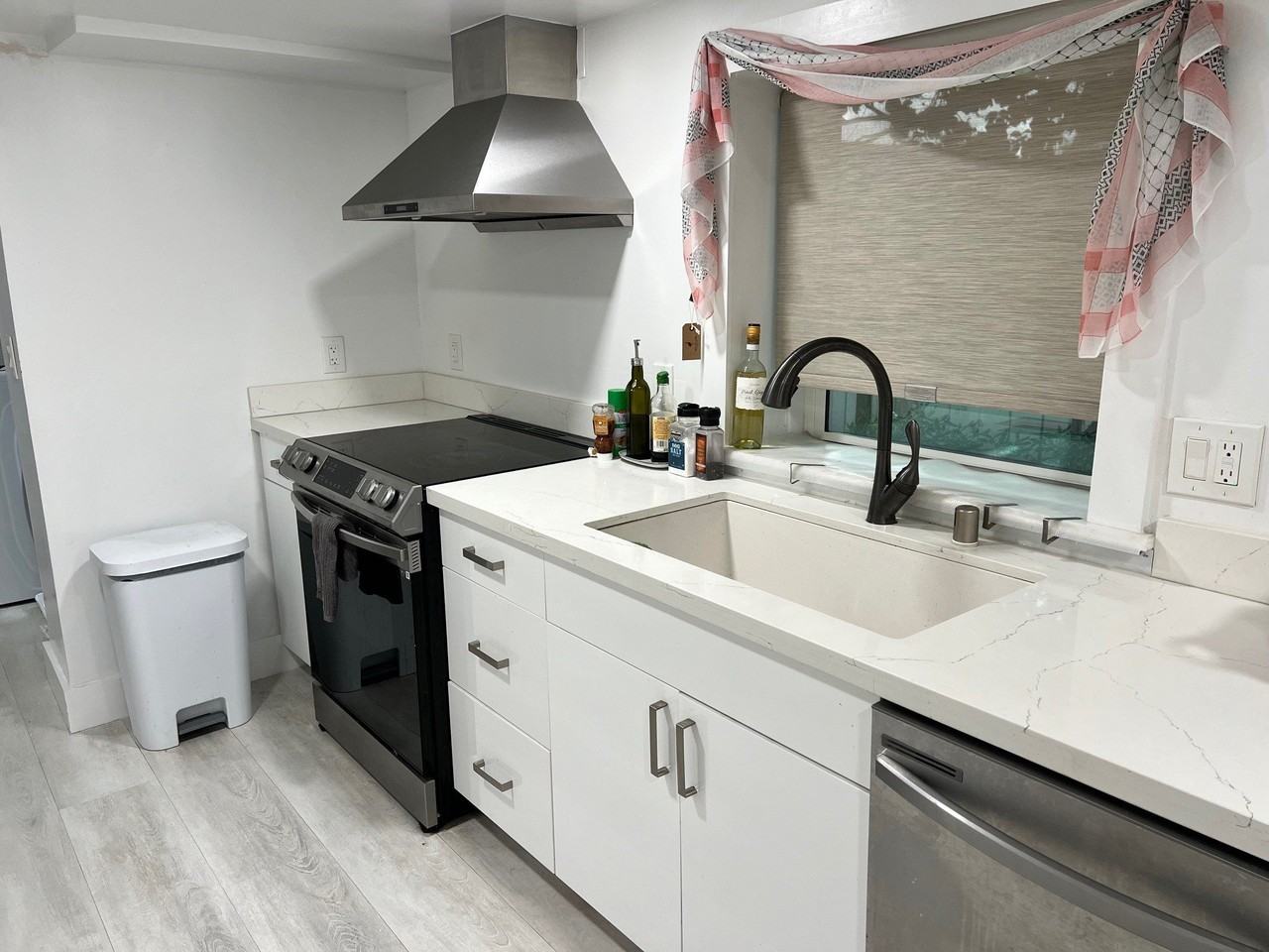 612A Stannage Ave - Photo 4 of 16