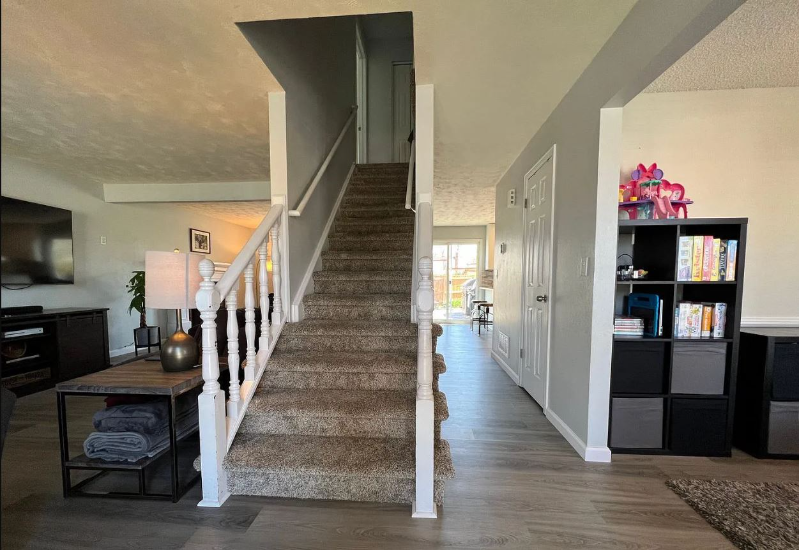 5158 S Pagosa St - Photo 3 of 37