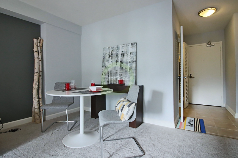 55 E Banks St - Photo 6 of 13