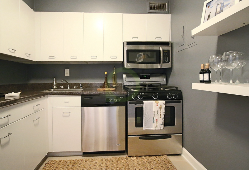 55 E Banks St - Photo 7 of 13