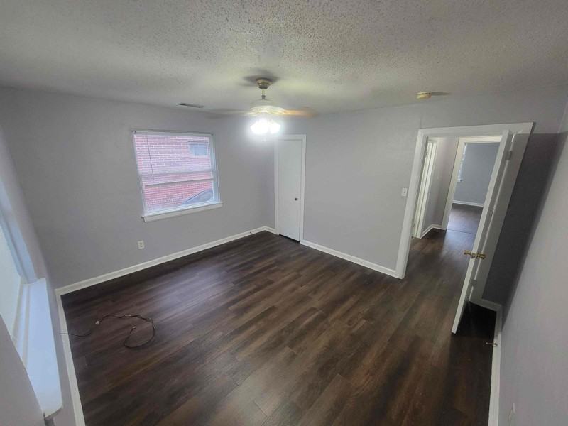 724 Covington Ave #724 - Photo 3 of 7