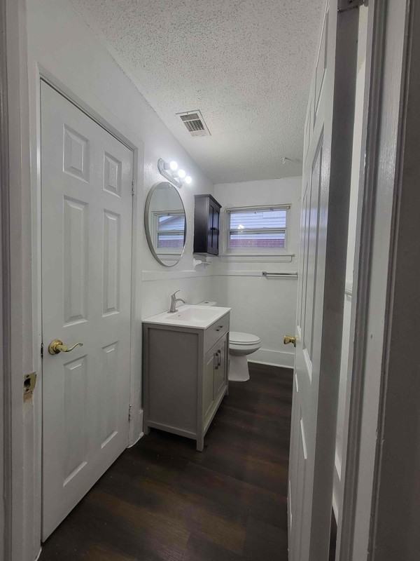 724 Covington Ave #724 - Photo 5 of 7