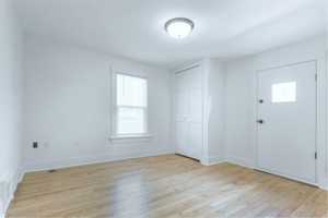 featured image of 836 E Dayton St #2