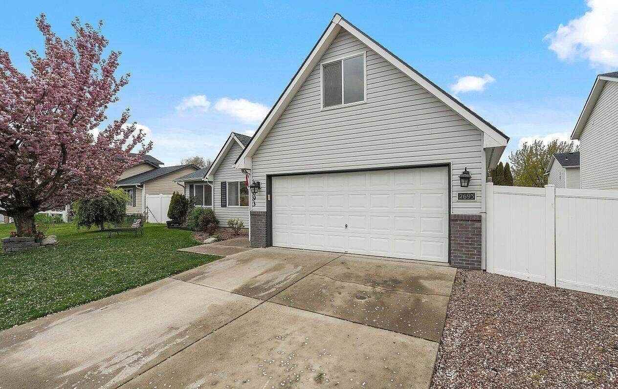 2693 West Beth Loop - Photo 2 of 13