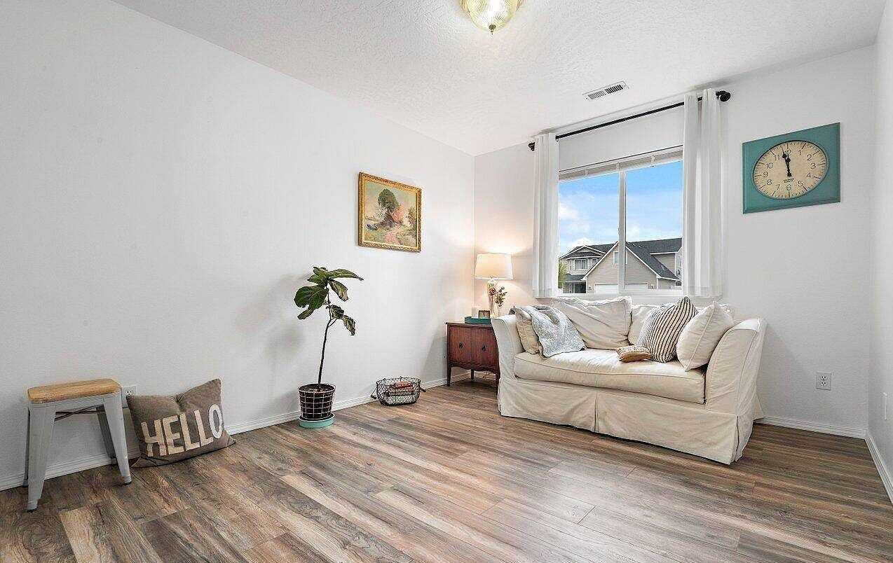 2693 West Beth Loop - Photo 7 of 13