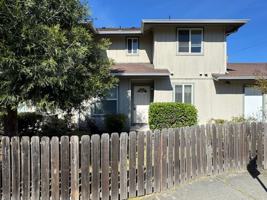 featured image of 323 Se K St