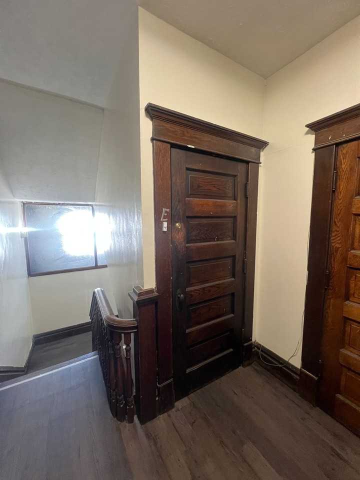 348 E 14th Ave - Photo 3 of 16