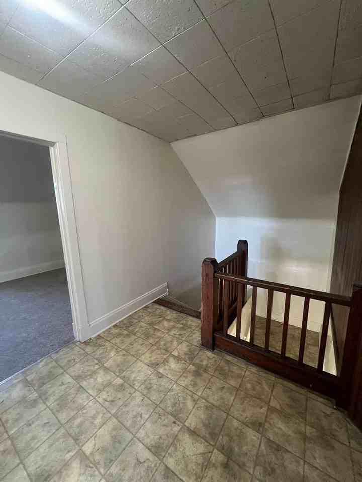 348 E 14th Ave - Photo 4 of 16