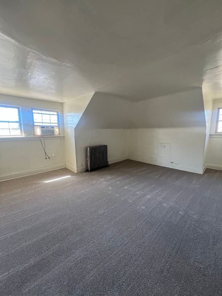 348 E 14th Ave - Photo 6 of 16