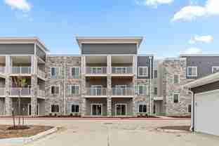 Madison Ave Condos - Photo 1 of 1