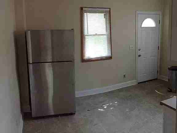 203 E Duncan St #203 - Photo 5 of 15