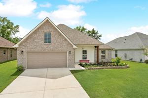 featured image of 177 Cypresswood Dr