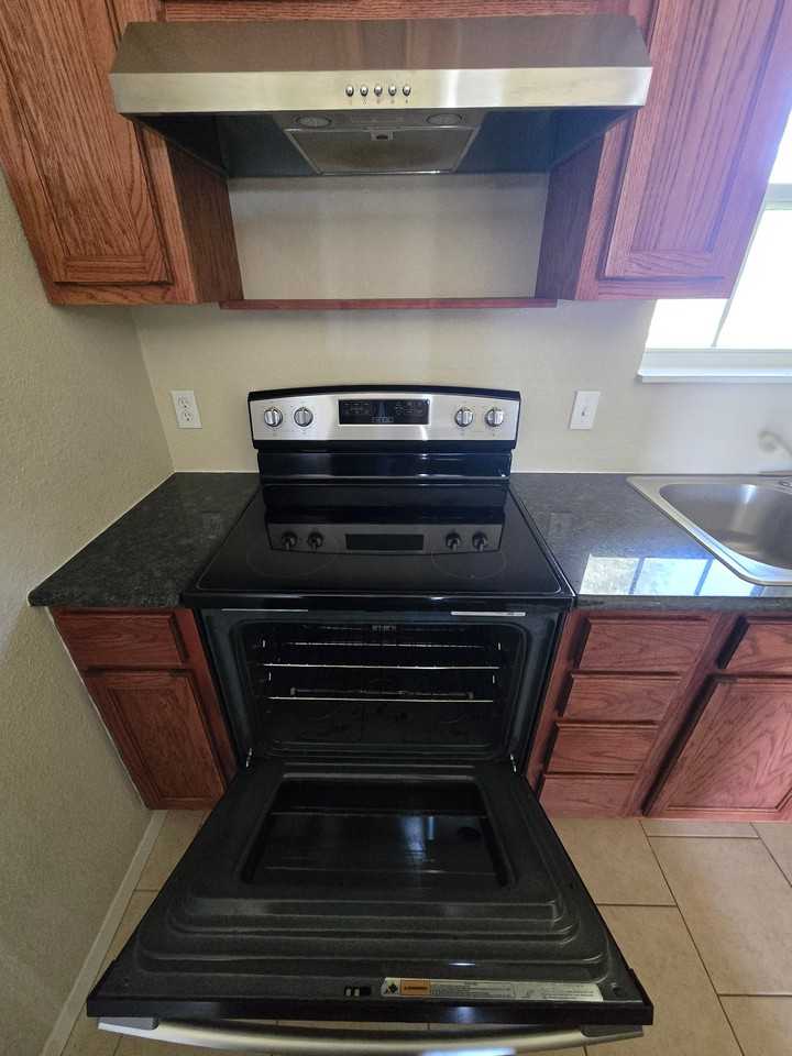 110 Silver Fox - Photo 3 of 12