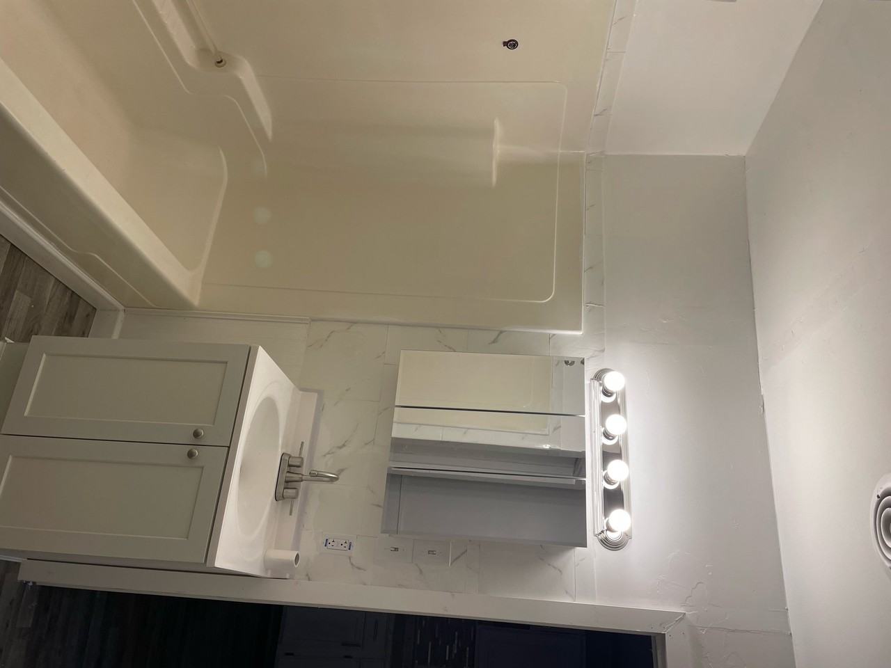 1129 Huron St - Photo 7 of 15