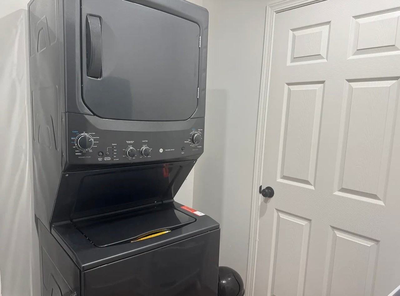 1107 E 102nd St - Photo 3 of 3