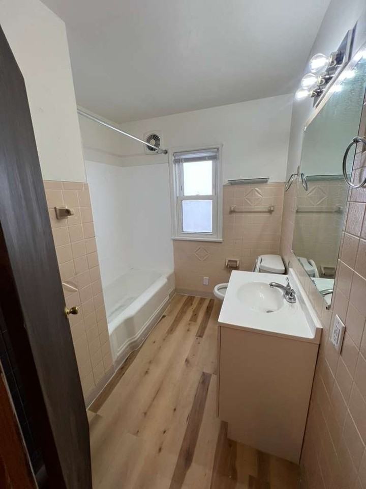 5050 N 57th St - Photo 3 of 12