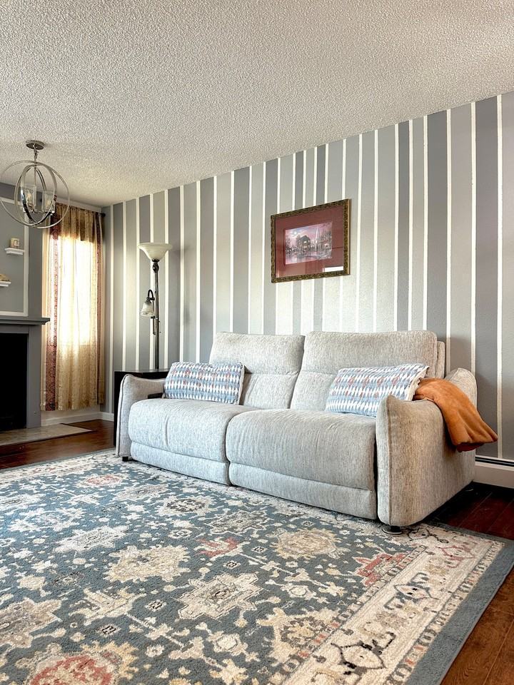 1631 Eastridge Dr #302 - Photo 4 of 16