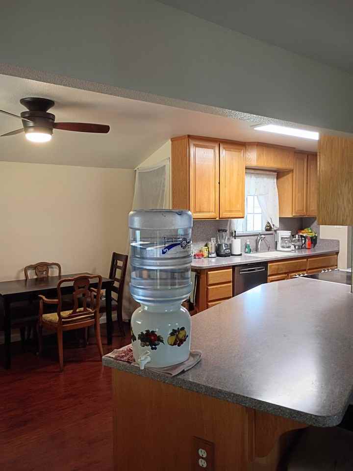 10512 Glenview Way - Photo 2 of 3